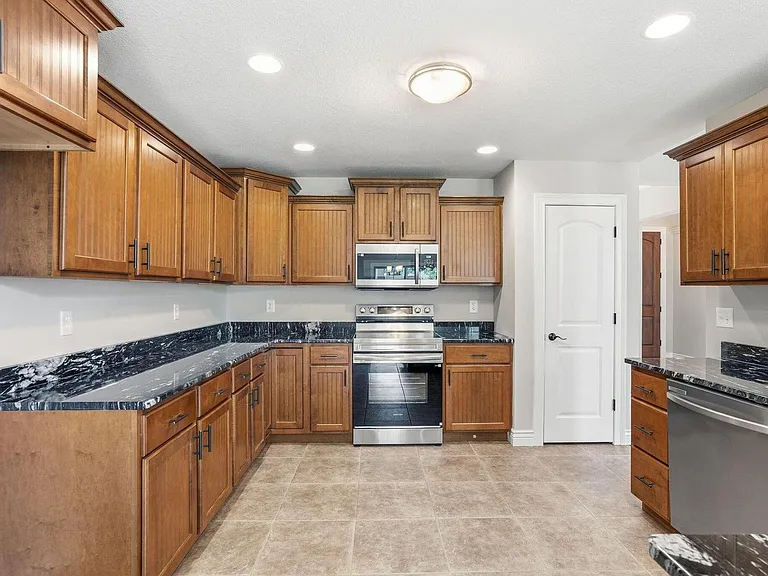 3002 Ballard Mill Dr — Photo 5