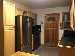 907 Bergen Ave, North Brunswick, NJ 08902