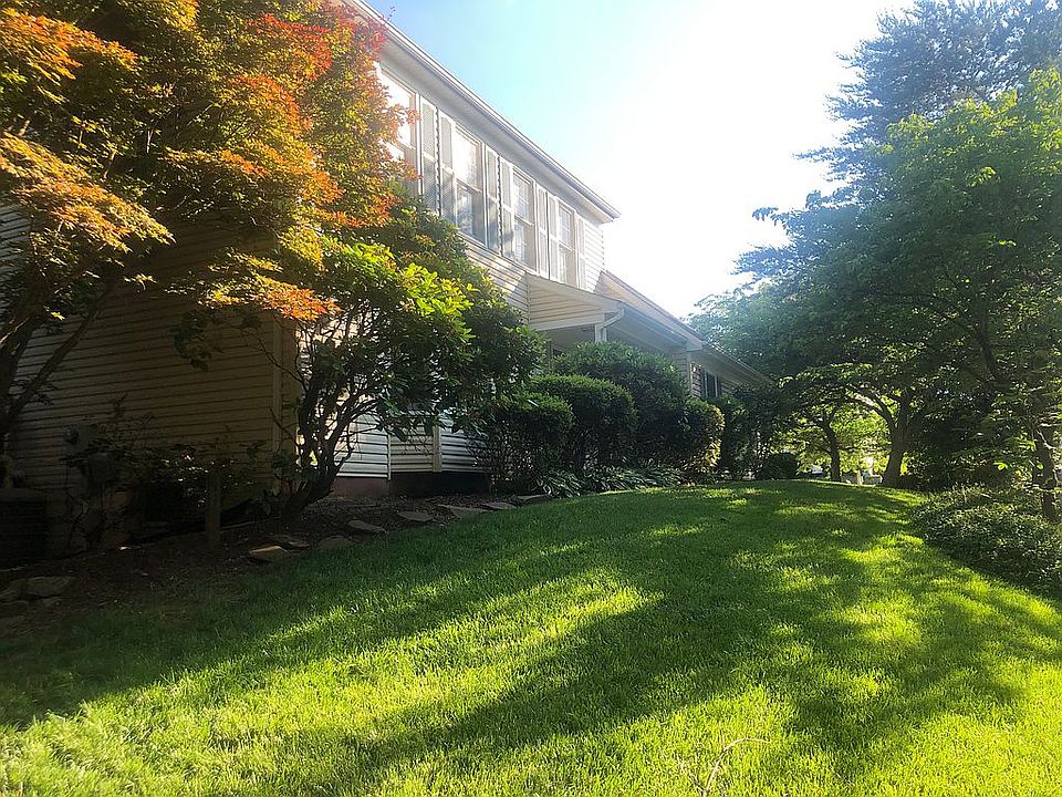 2nd image of 4321 Poplar Branch Dr