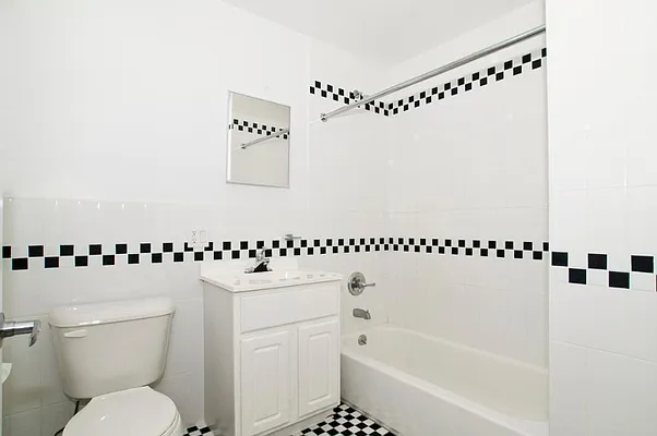 Rented by Level Group | media 4