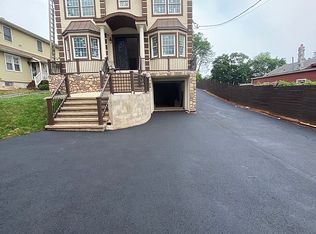 1855 Woodland Ave, Edison, NJ 08820