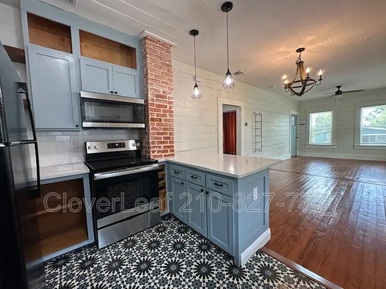 151 Paul St — Photo 11