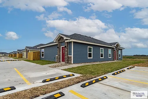 2114 E Valley Cir #B Photo 1 2114 E Valley Cir #B Photo 1
