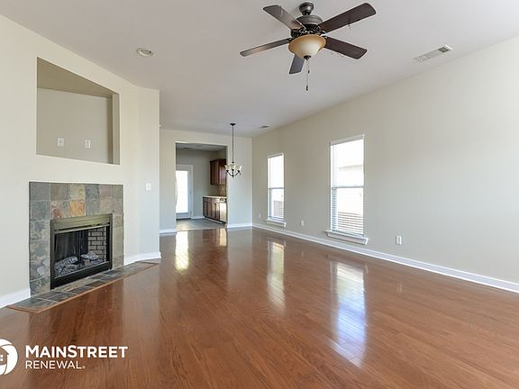 4th image of 370 Hathaway Ln