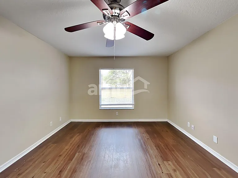 2538 SW Dawn St — Photo 10