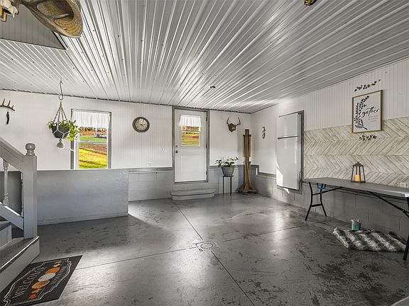 2nd image of 17503 Price Rd