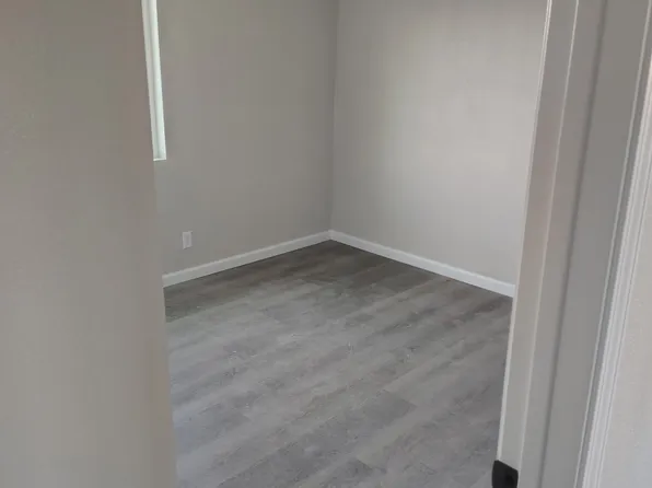 304 N 5th Ave, Barstow, CA