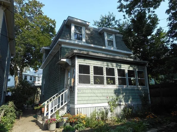 21 Bow Street Pl, Somerville, MA 02143