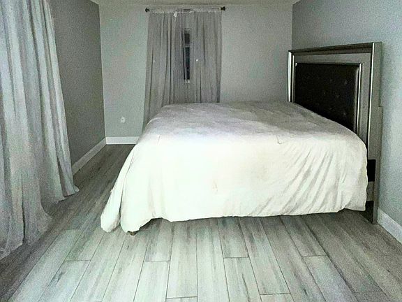 5th image of 4531 Beneva Rd