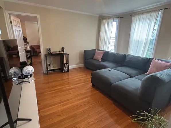 438 Washington St #2, Brighton, MA 02135