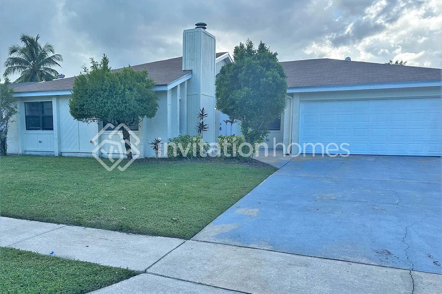 1331 Westover Rd West Palm Beach, FL 33417 — Photo 1