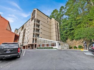 413 Baskins Creek Rd #403, Gatlinburg, TN 37738