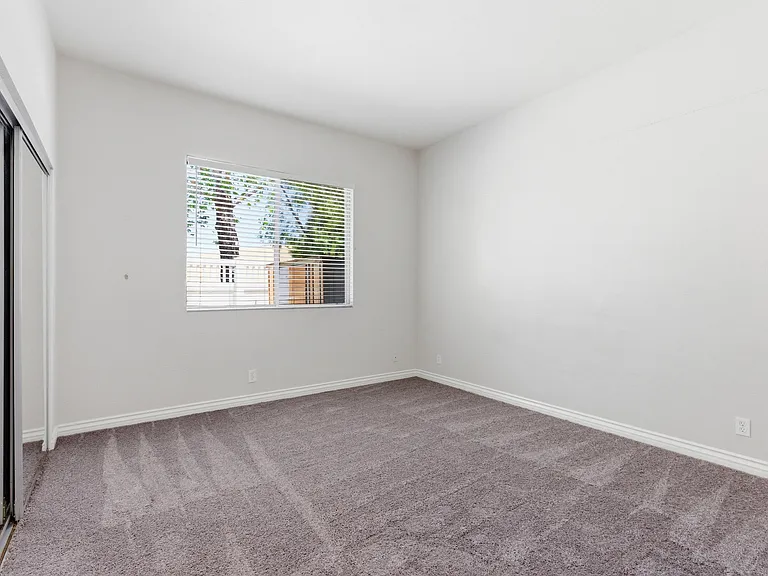 24409 Hillsdale Ave #9 — Photo 13