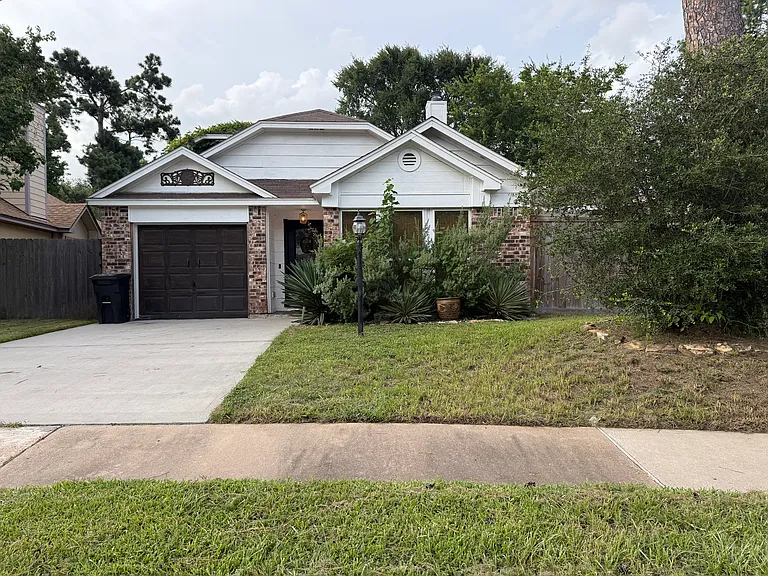 5006 Deer Point Dr — Photo 29