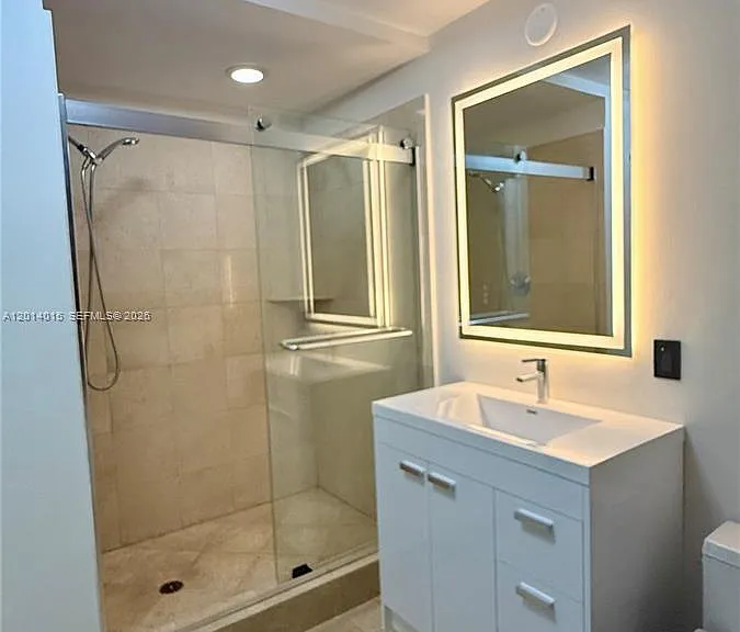 79 SW 12th St #4008S — Photo 10
