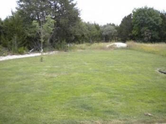 YARD MAINTENANCE INCLUDED