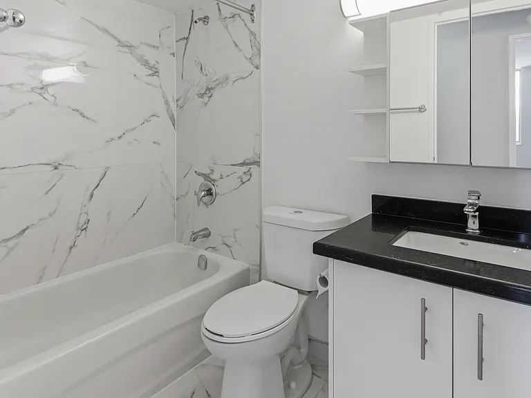 20 Stonehill Ct — Photo 44