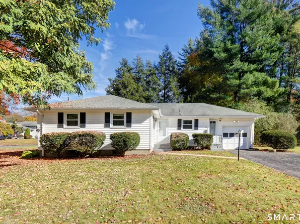 4 Northbrook Drive, West Hartford, CT 06117