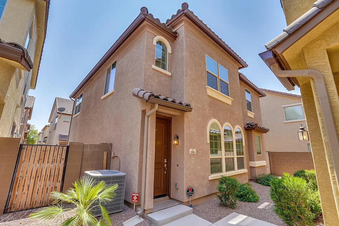 1416 S Ponderosa Dr — Photo 2