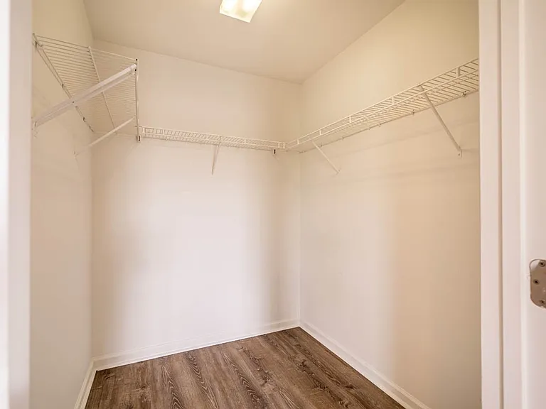 1211 Canyon Rock Ct #105 — Photo 20