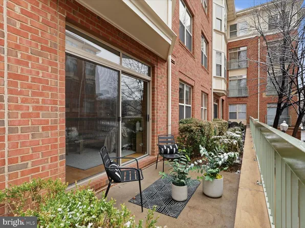 1851 Stratford Park Pl APT 115, Reston, VA 20190