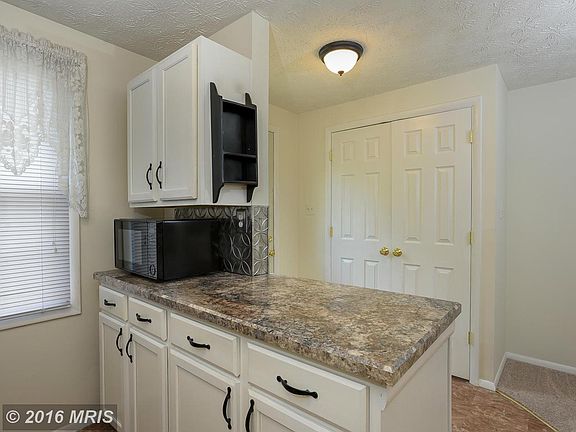 4th image of 8296 Mary Lee Ln