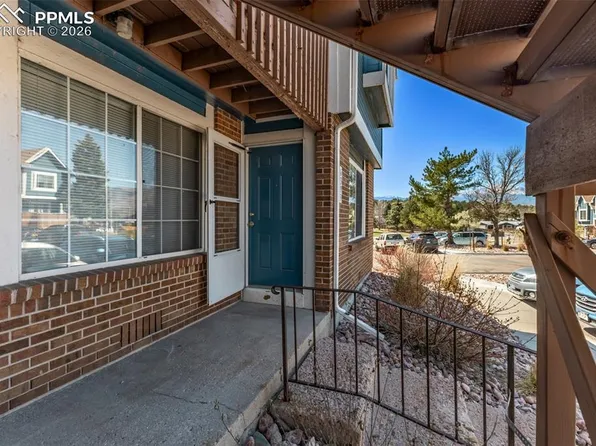 6393 Village Ln, Colorado Springs, CO 80918