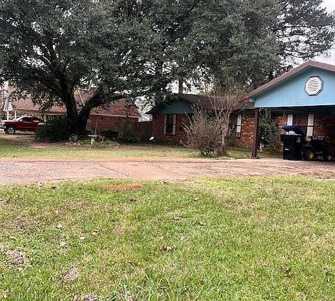 3rd image of 532 McPherson Dr