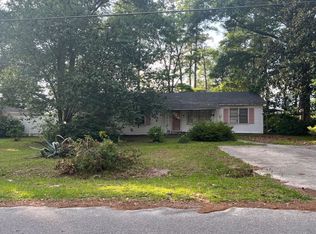 10 Grove St, Hazlehurst, GA 31539