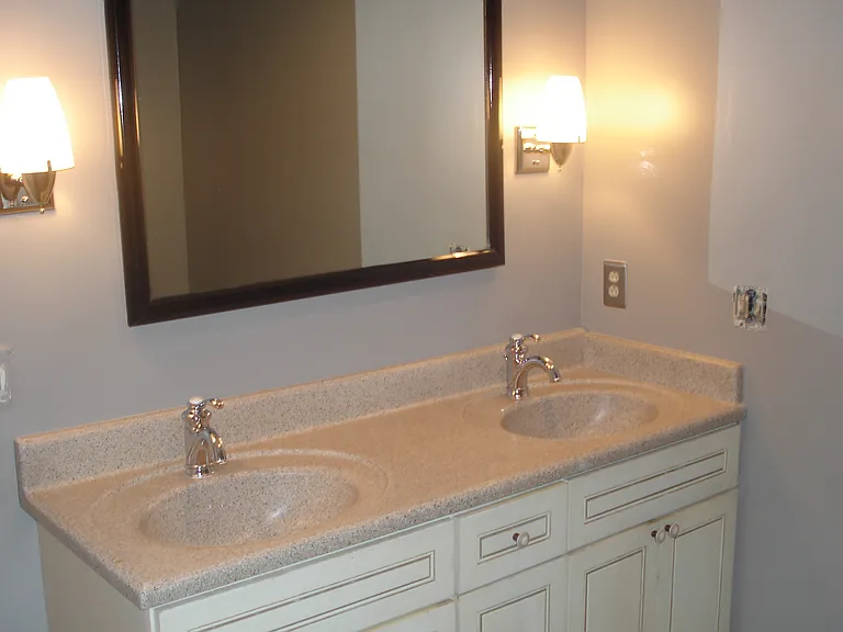 227 S Clarkson St — Photo 13
