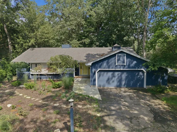 4089 Birchmont Trl, New Buffalo, MI 49117