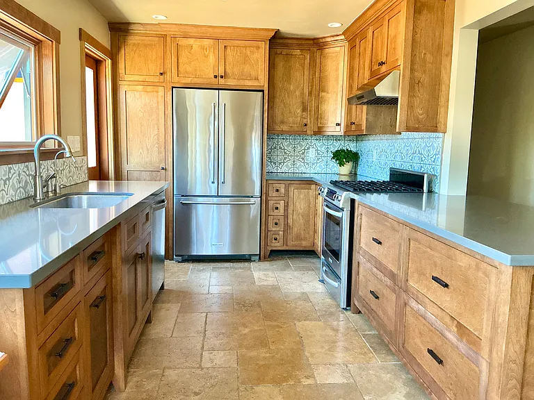 1199 Arden Dr — Photo 9