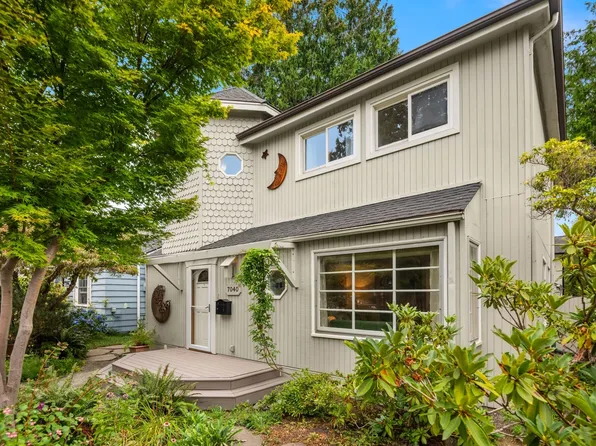 7040 33rd Avenue NE, Seattle, WA 98115