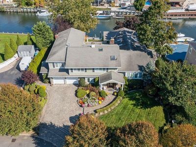 71 Overlea Street E, Massapequa Park, NY, 11762