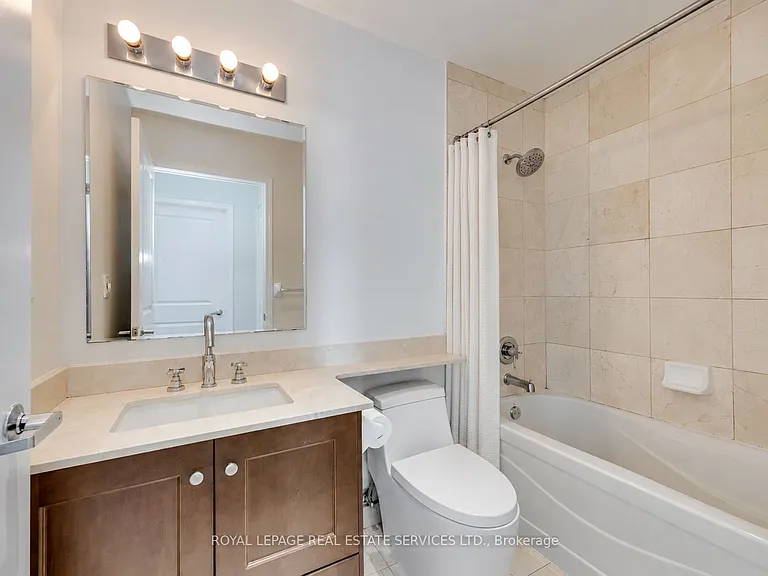 1900 Lake Shore Blvd W #701 — Photo 8