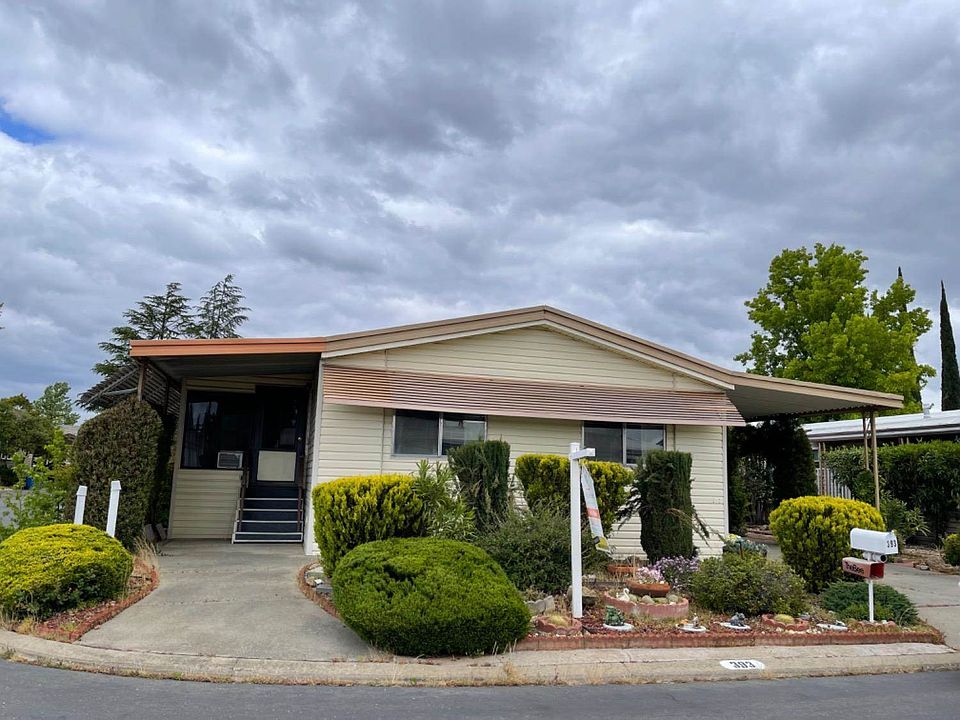 1st image of 393 Crystal View Ln