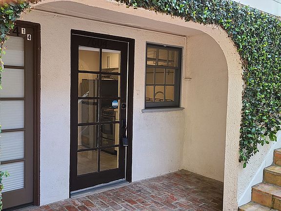 5th image of 7604 Lexington Ave #7604