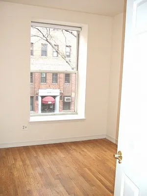 Rented by Mark David | media 33