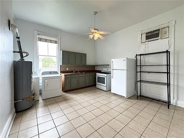 4425 Laurel St #1/2 — Photo 10