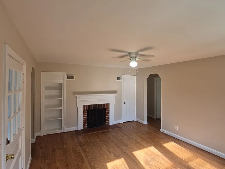 8707 Grant St — Photo 9