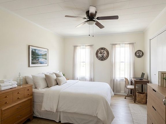 2nd image of 655-657 Boulevard Ave #2