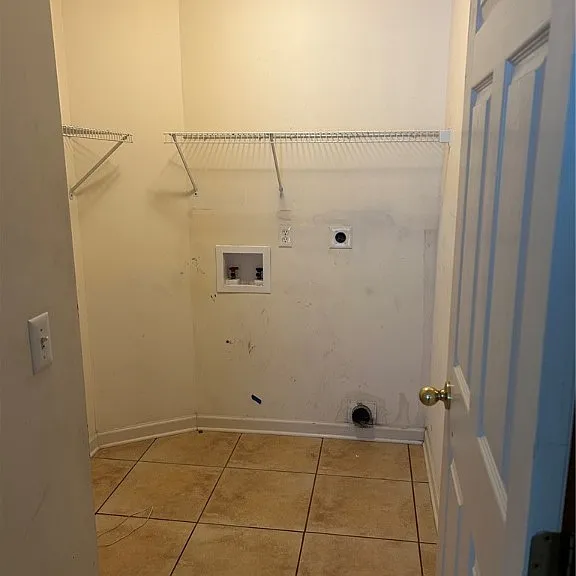 114 Chapel Dr — Photo 9