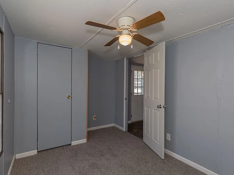 90 Fabric Dr — Photo 24