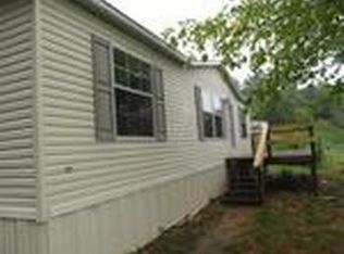 4552 Victory Rd, La Follette, TN 37766