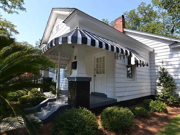 2nd image of 805 Northwood St