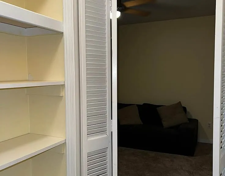 5705 Admiral Doyle Rd — Photo 17