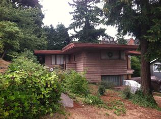 8214 28th Ave NE, Seattle, WA 98115