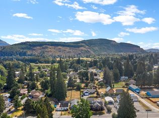 1221 E State St, Sedro Woolley, WA 98284