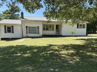 2157 Maple Grove Rd, Cadiz, KY 42211