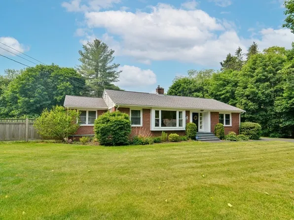 42 Greenville St, Spencer, MA 01562